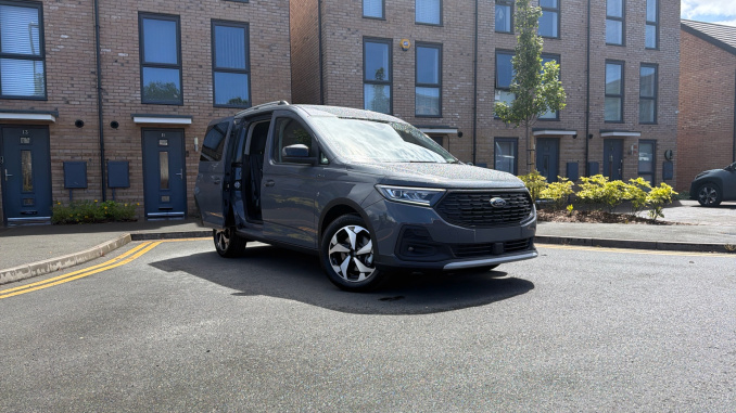 Ford Transit Connect 240 L1 Petrol 1.5 EcoBoost PHEV 150 Active FlexCab Van Auto - Image 40
